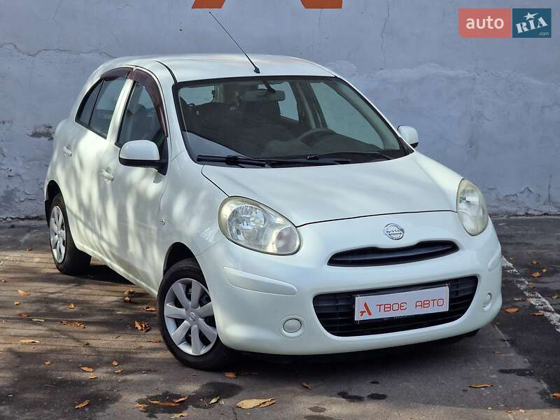 Хетчбек Nissan March 2012 в Одесі фото 15 Хетчбек Nissan March 2012 в Одесі