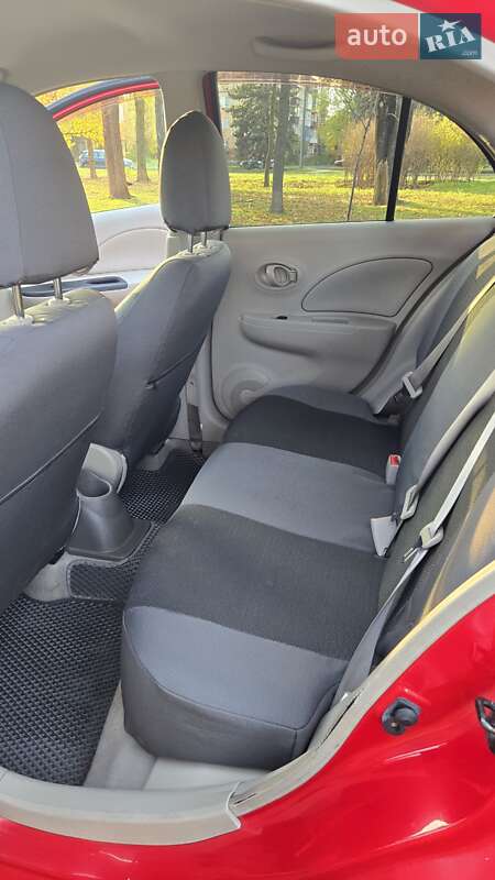 Хэтчбек Nissan March 2012 в Кривом Роге фото 10 Хэтчбек Nissan March 2012 в Кривом Роге