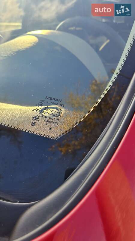 Хэтчбек Nissan March 2012 в Кривом Роге фото 14 Хэтчбек Nissan March 2012 в Кривом Роге