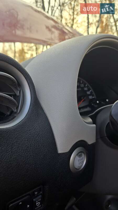 Хэтчбек Nissan March 2012 в Кривом Роге фото 15 Хэтчбек Nissan March 2012 в Кривом Роге