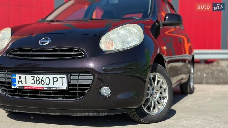 Хэтчбек Nissan March 2013 в Киеве