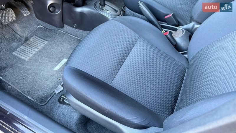 Хэтчбек Nissan March 2013 в Киеве