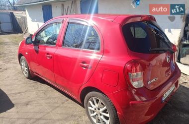 Хэтчбек Nissan March 2012 в Киеве