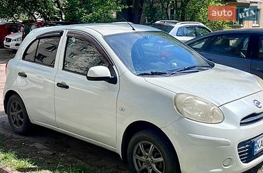 Хэтчбек Nissan March 2012 в Чернигове