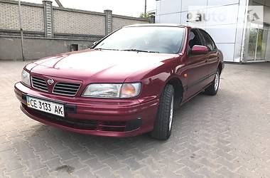 Седан Nissan Maxima 1996 в Чернівцях