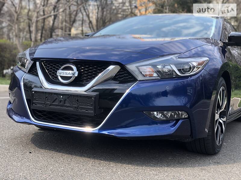 Седан Nissan Maxima 2018 в Одесі