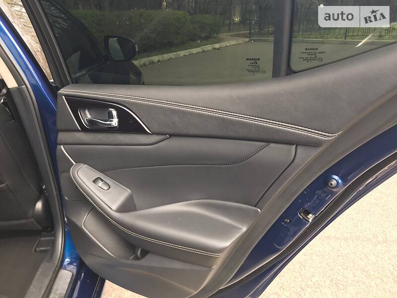 Седан Nissan Maxima 2018 в Одесі