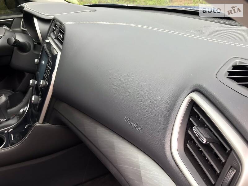 Седан Nissan Maxima 2018 в Одесі