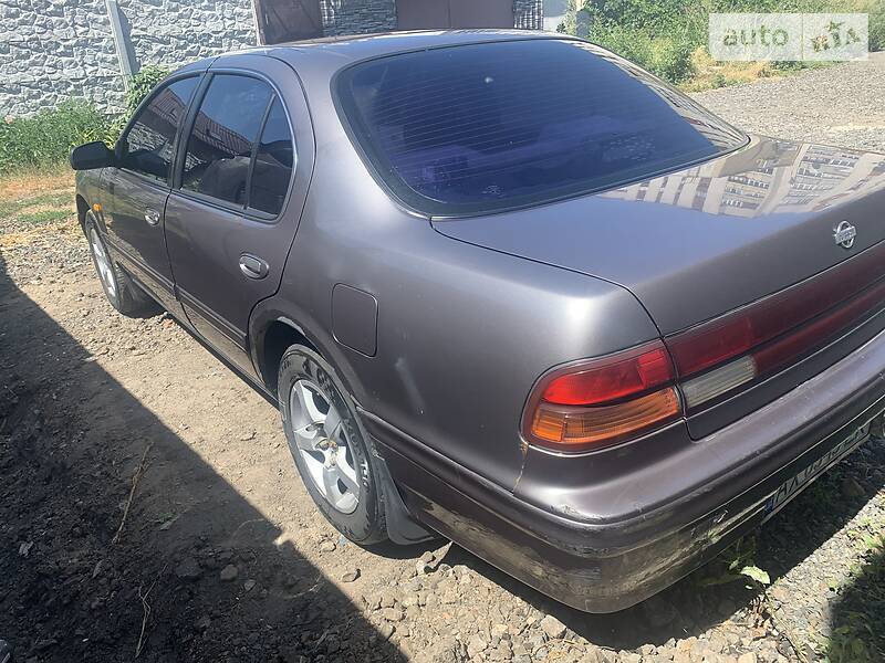Седан Nissan Maxima 1997 в Харкові