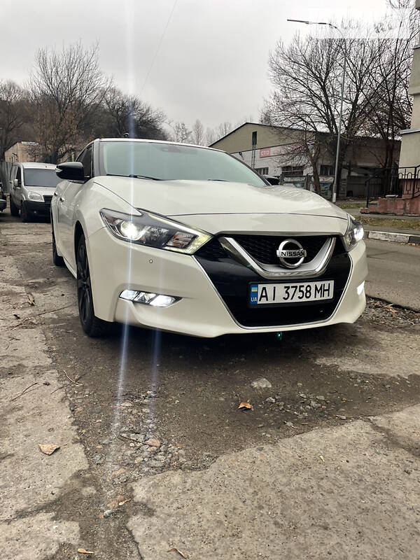 Седан Nissan Maxima 2017 в Киеве фото 12 Седан Nissan Maxima 2017 в Киеве