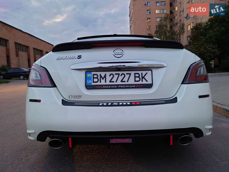 Седан Nissan Maxima 2014 в Полтаві