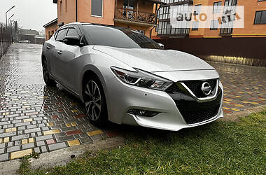 Nissan Maxima 2018