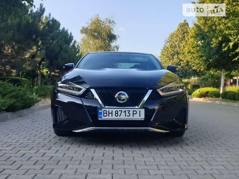 Nissan Maxima 2019