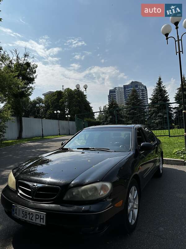 Седан Nissan Maxima 2004 в Киеве
