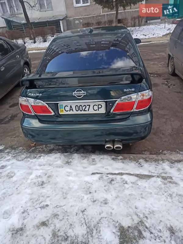 Nissan Maxima 2000