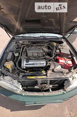 Седан Nissan Maxima 1999 в 