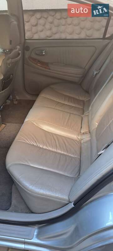 Седан Nissan Maxima 2003 в Николаеве