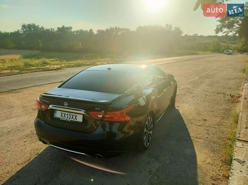 Седан Nissan Maxima 2016 в Днепре
