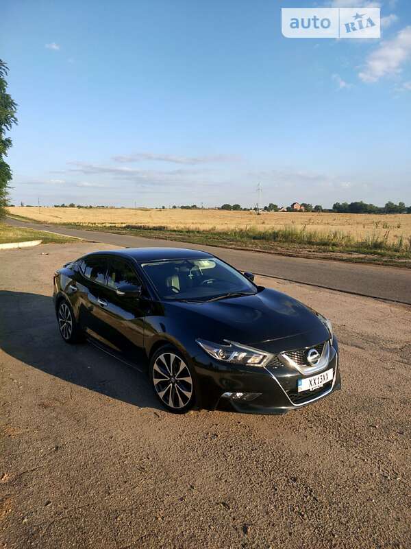 Седан Nissan Maxima 2016 в Днепре