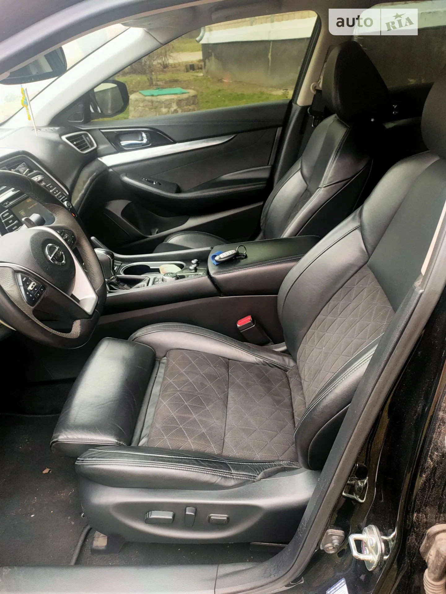 2016 Nissan Maxima - мініатюра 11