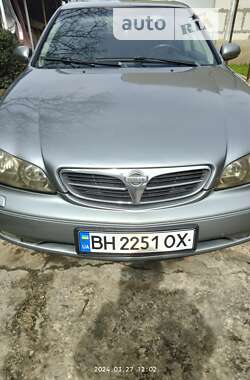 Седан Nissan Maxima 2004 в Сараті