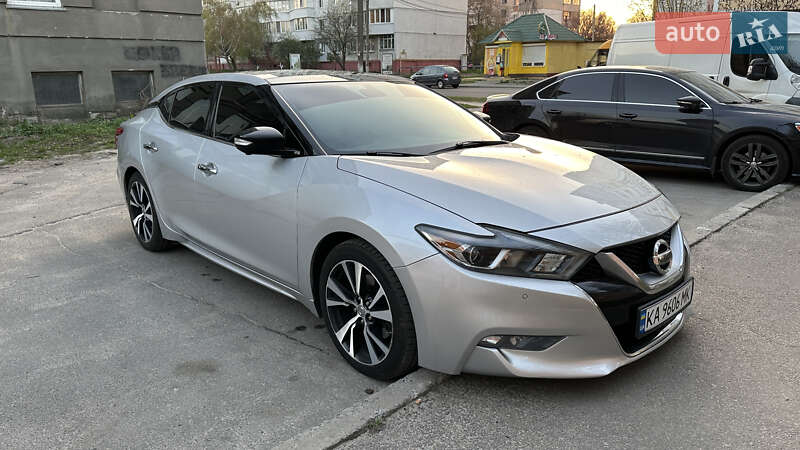 Nissan Maxima 2016