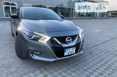 Седан Nissan Maxima 2017 в Павлограді