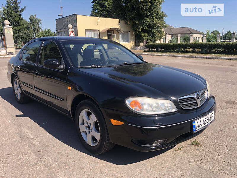 Nissan Maxima 2000