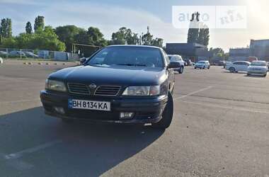 Седан Nissan Maxima 1995 в Одесі