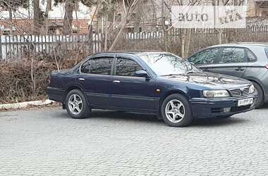 Седан Nissan Maxima 1996 в Одесі