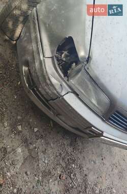 Седан Nissan Maxima 1998 в 