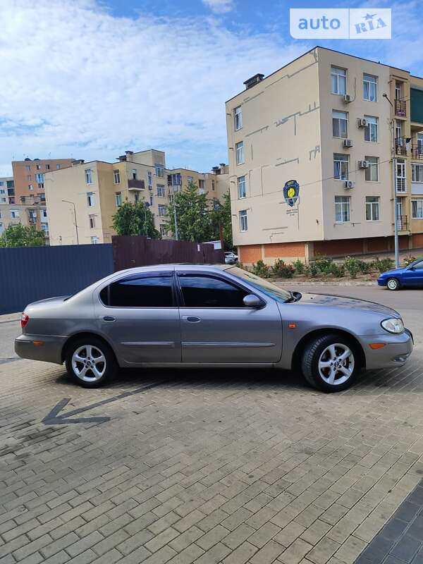 Седан Nissan Maxima 2002 в Рени фото 4 Седан Nissan Maxima 2002 в Рени