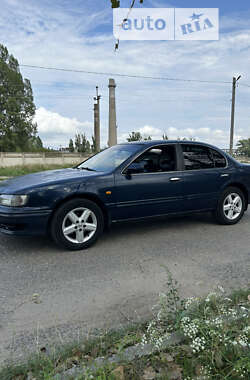 Седан Nissan Maxima 1996 в Белгороде-Днестровском