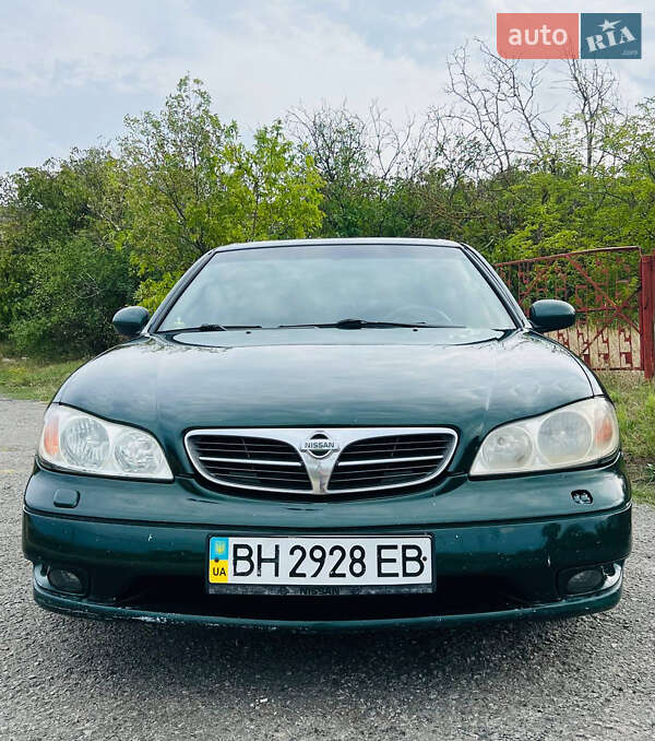 Седан Nissan Maxima 2002 в Ивановке
