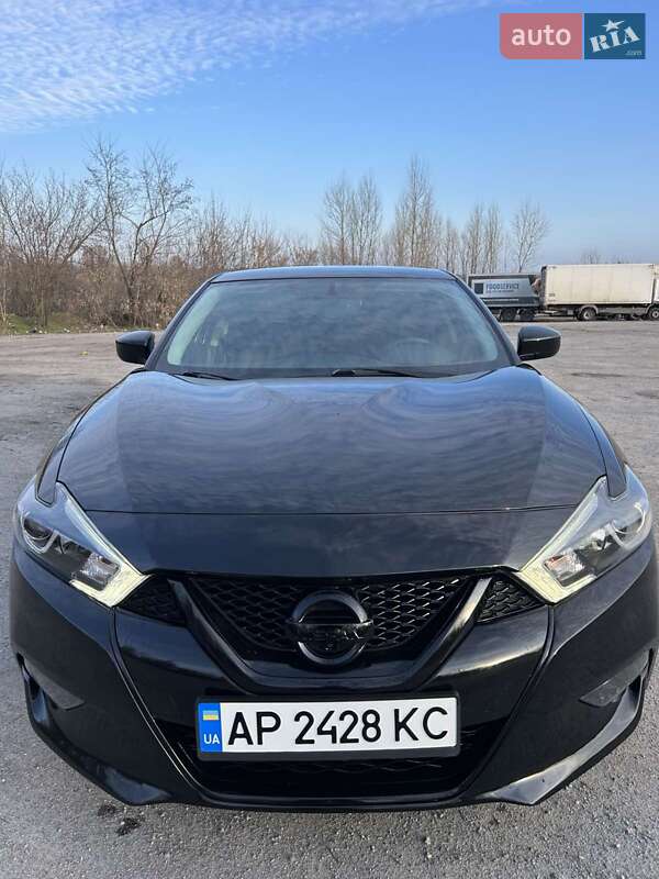 Седан Nissan Maxima 2016 в Днепре