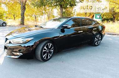 Седан Nissan Maxima 2017 в Чернигове