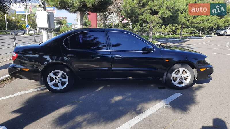 Седан Nissan Maxima 2001 в Одессе