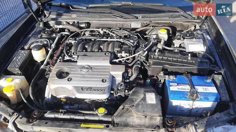 Седан Nissan Maxima 2001 в Одессе