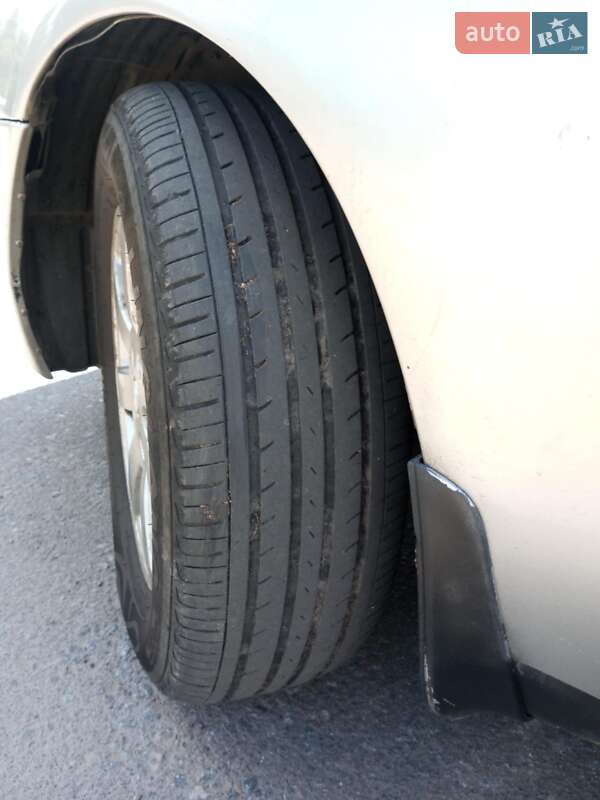 Седан Nissan Maxima 2003 в Первомайську