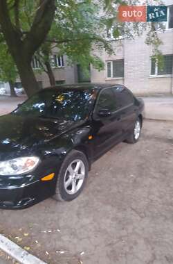 Седан Nissan Maxima 2001 в 