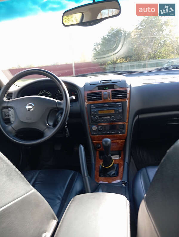 Седан Nissan Maxima 2005 в Чернігові