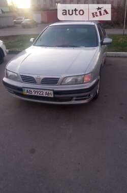 Седан Nissan Maxima 1995 в Виннице