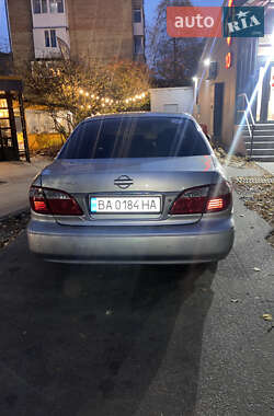 Седан Nissan Maxima 2002 в Ирпене