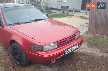 Седан Nissan Maxima 1989 в Смілі