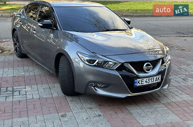 Седан Nissan Maxima 2018 в Дніпрі