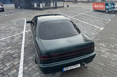 Седан Nissan Maxima 1998 в Виннице