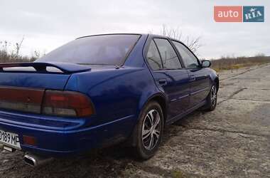 Седан Nissan Maxima 1993 в Яворове