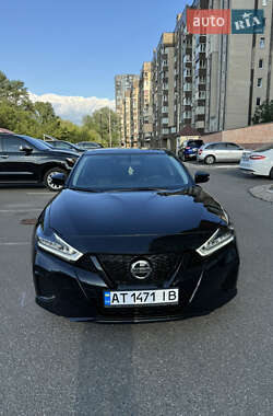 Седан Nissan Maxima 2019 в Киеве