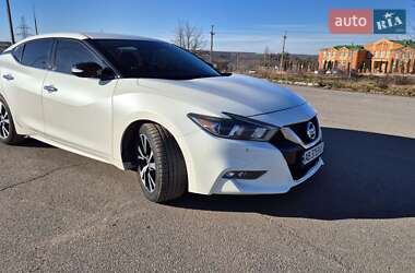 Седан Nissan Maxima 2018 в Шаргороді