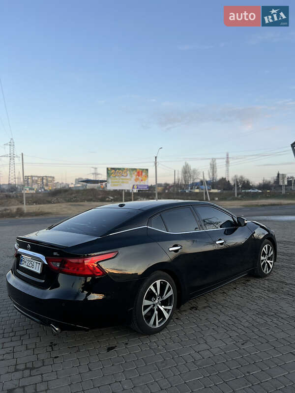 Седан Nissan Maxima 2016 в Одесі